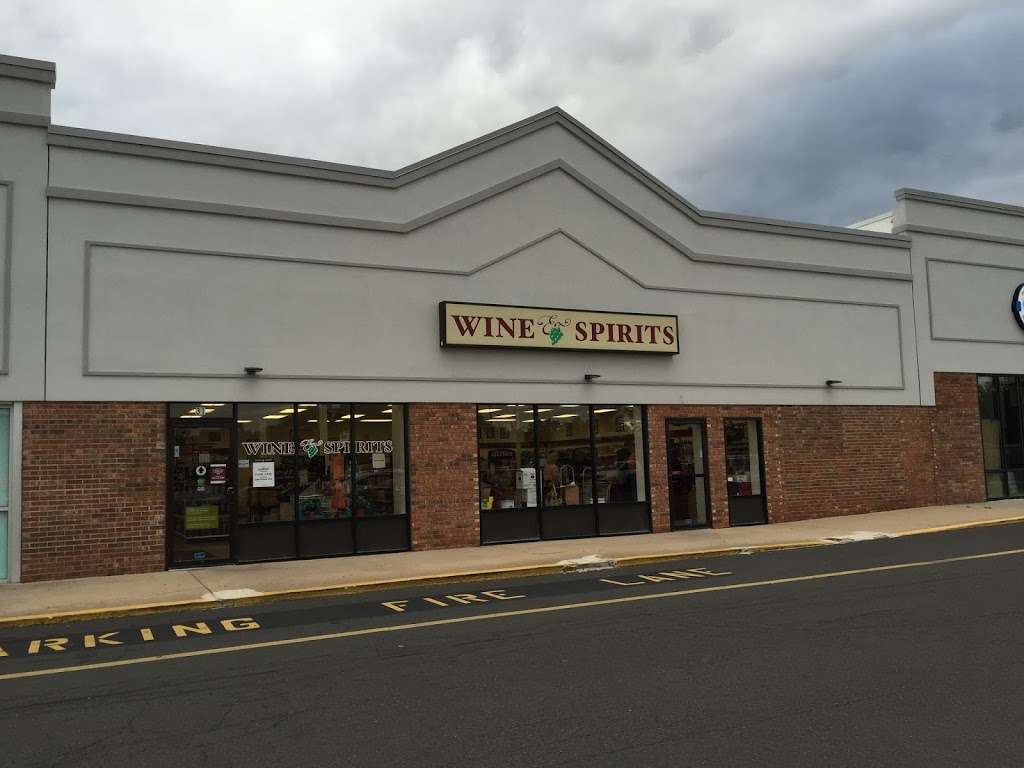 Fine Wine & Good Spirits | Pennsbury Plaza, 229 Plaza Blvd #3133, Morrisville, PA 19067, USA | Phone: (215) 736-3127