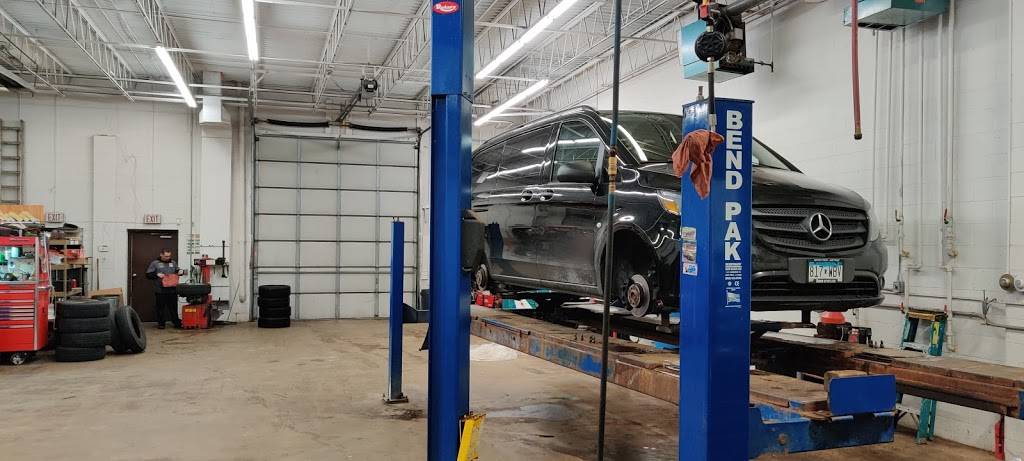 Master Automotive Tire & Lube | 1051 Cliff Rd E, Burnsville, MN 55337 | Phone: (952) 881-3166