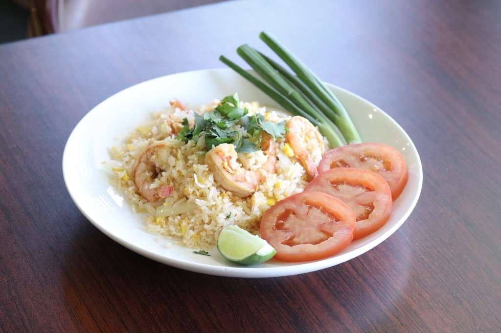 Mojave Thai Cuisine | 16870 CA-14, Mojave, CA 93501 | Phone: (661) 824-2919