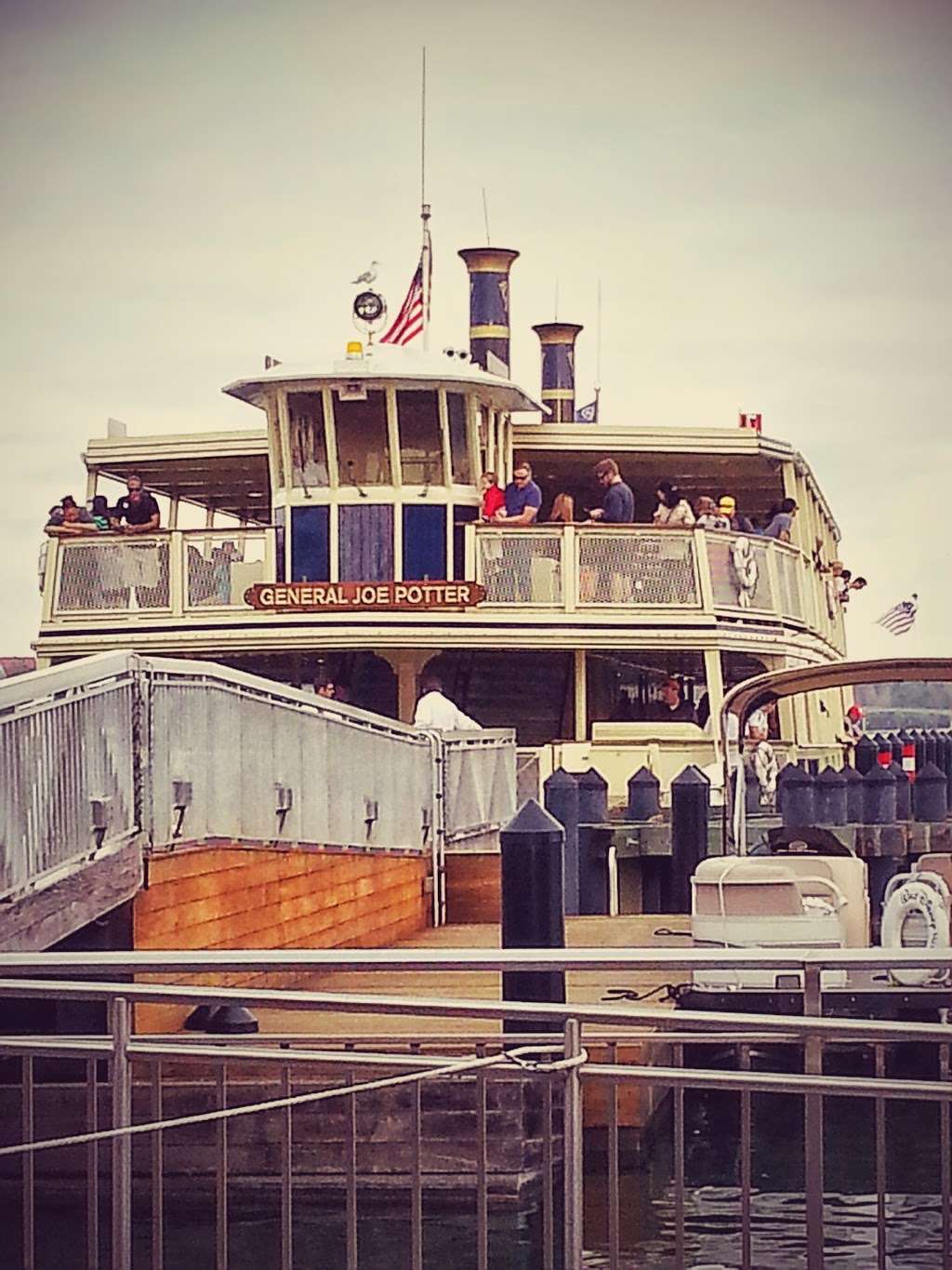 Magic Kingdom Ferryboat | Orlando, FL 32836, USA