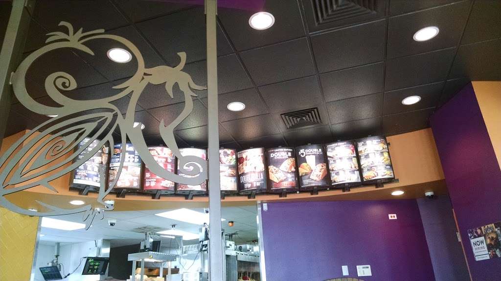 Taco Bell | 2121 Prairie Center Pkwy, Brighton, CO 80601 | Phone: (720) 685-8603