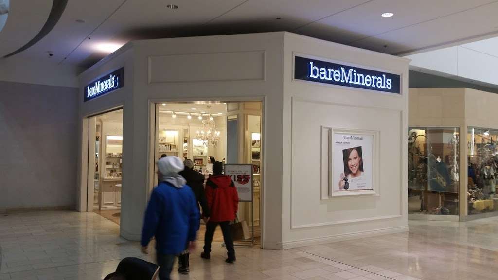 bareMinerals | 1 Garden State Plaza Spc #M09, Paramus, NJ 07652, USA | Phone: (201) 621-6212