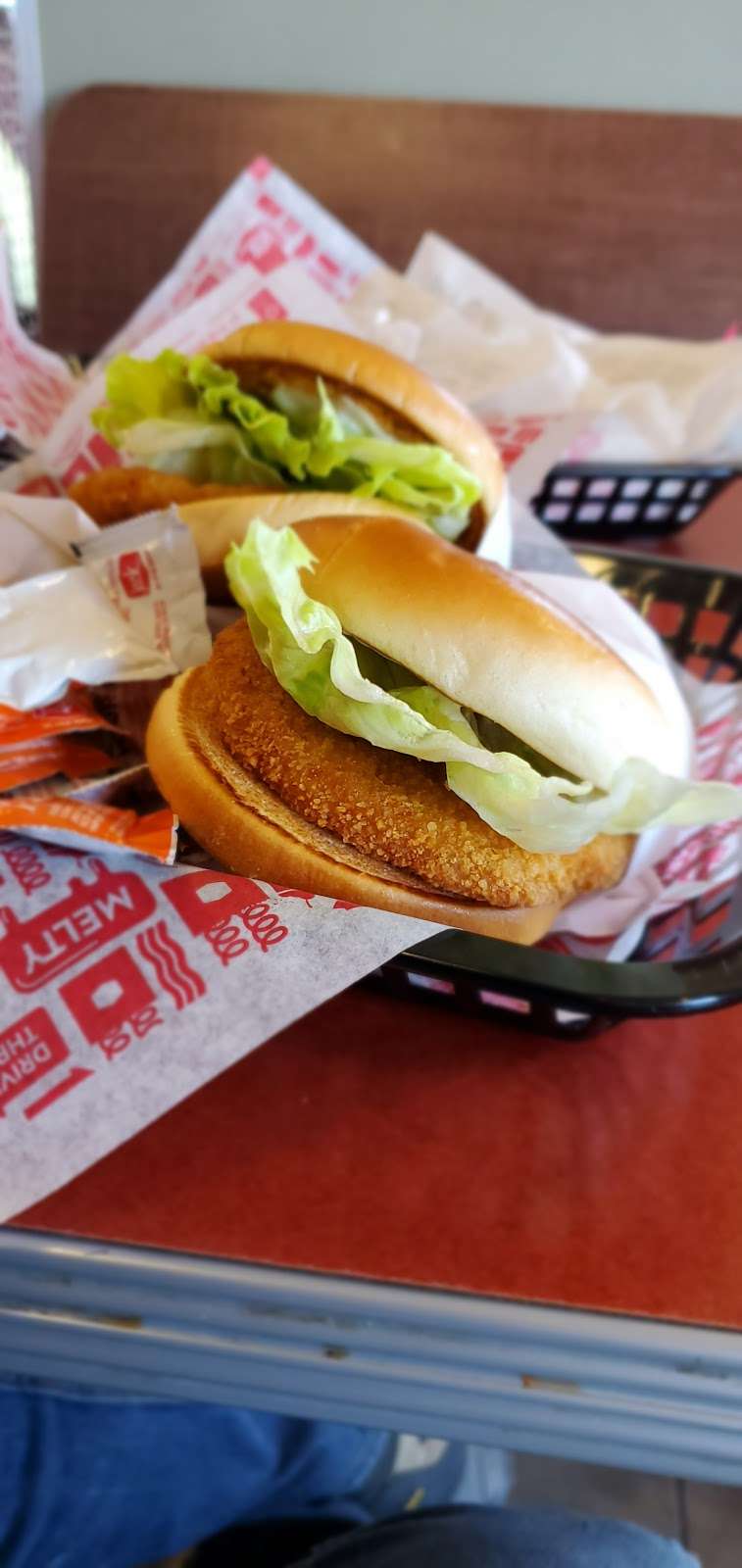 Jack in the Box | 19248 Harvill Rd Bldg 8, Perris, CA 92570, USA | Phone: (951) 940-5223