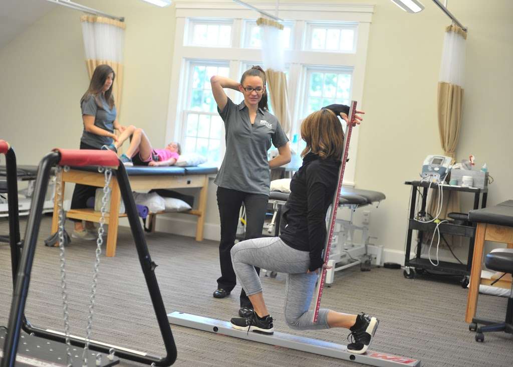 Peak Physical Therapy & Sports Performance-Norwell | 99 Longwater Cir #201, Norwell, MA 02061, USA | Phone: (781) 347-4686