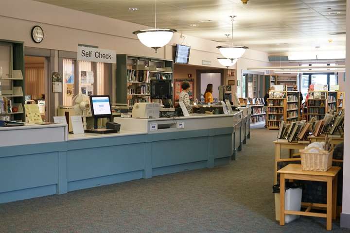 Burlington Public Library | 22 Sears St, Burlington, MA 01803, USA | Phone: (781) 270-1690