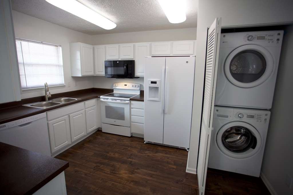 sebring court apartments 1902 parsons dr indianapolis in 46224 usa