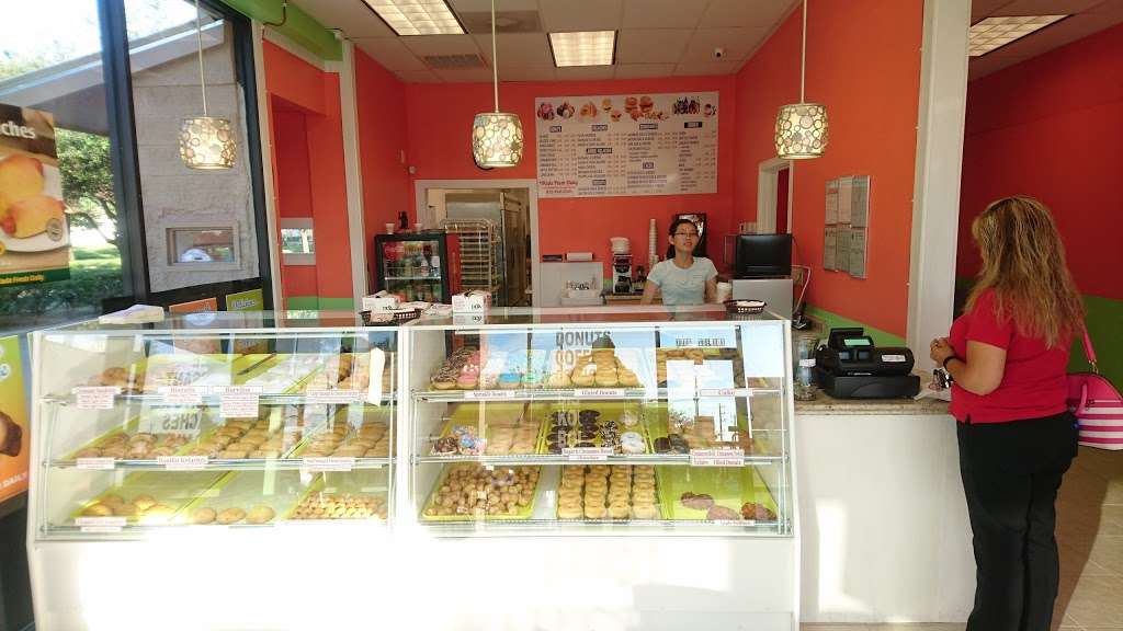 Fresh & best donuts | 7316 W Tidwell Rd, Houston, TX 77040, USA | Phone: (832) 940-2280