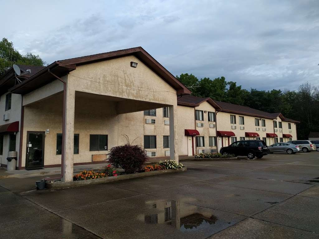 Anderson Chesterfield Travel Inn | 15701 W Commerce Rd, Daleville, IN 47334, USA | Phone: (765) 378-0888