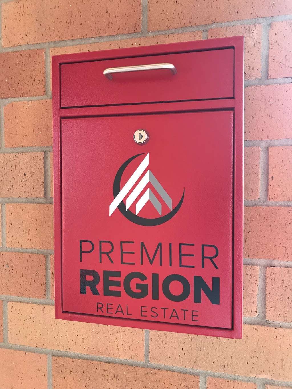 Premier Region Real Estate | 5194 E 81st Ave, Merrillville, IN 46410, USA | Phone: (833) 734-4661