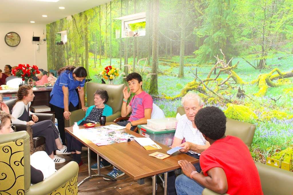 Leighton House Nursing Home 59 Burgh Heath Rd, Epsom KT17 4NB, UK