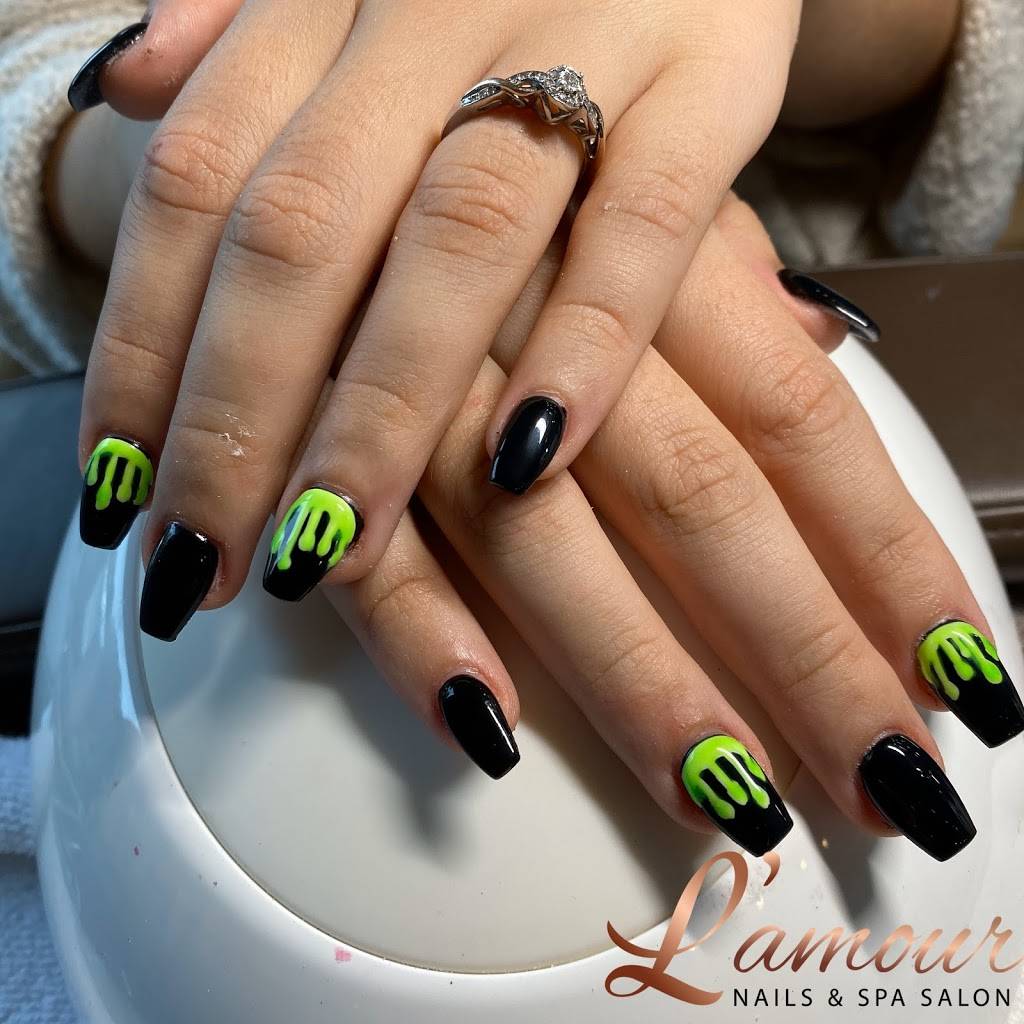 Lamour Nails & Spa Salon | 4 Monroe Pkwy, Lake Oswego, OR 97035, USA | Phone: (503) 974-9627