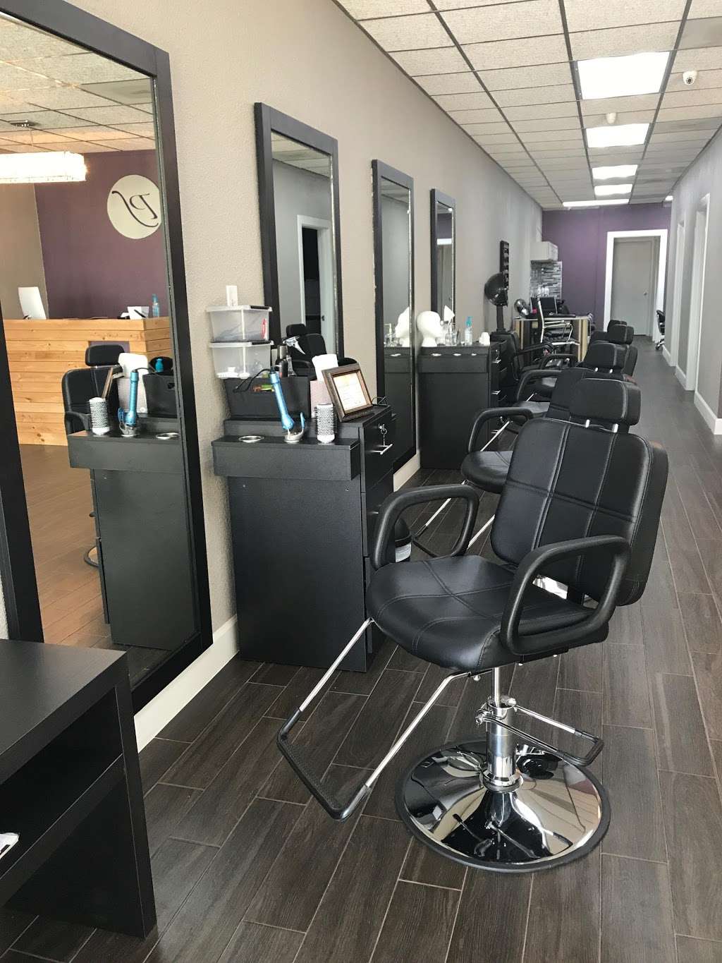 Perfection Salon | 120 Bay Area Blvd, Webster, TX 77598, USA | Phone: (832) 905-4108