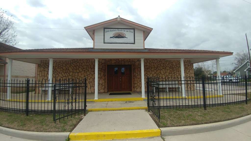 Iglesia Bautista Monte de Las Olivas | 3402 La Violeta St, San Antonio, TX 78211, USA | Phone: (210) 924-3344