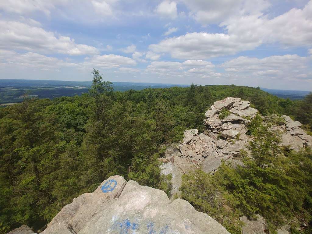 Bake Oven Knob Parking | 7705 Bake Oven Rd, Germansville, PA 18053, USA