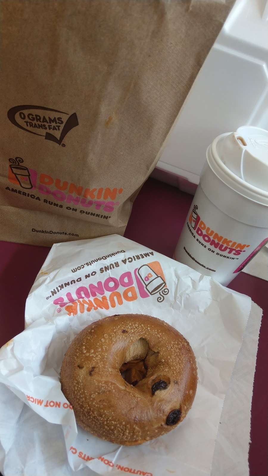 Dunkin Donuts | 5200 Seven Bridge Rd, East Stroudsburg, PA 18301, USA | Phone: (570) 422-6644