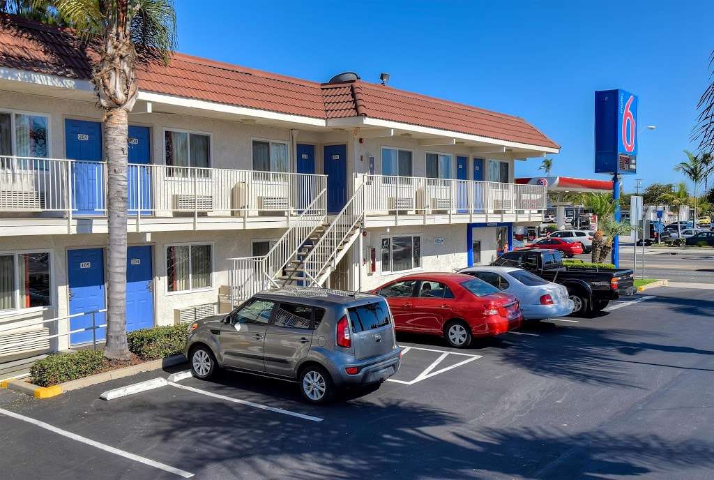 Motel 6 Los Angeles - Long Beach | 5665 E 7th St, Long Beach, CA 90804, USA | Phone: (562) 597-1311