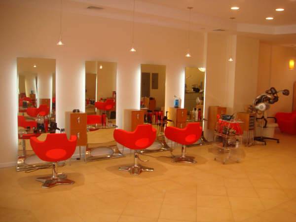 Hair Center International | 30-71 Steinway St, Astoria, NY 11103 | Phone: (718) 932-7777