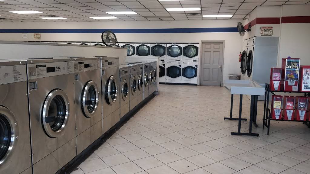 Super Laundromat | 9528 Westbank Expy Suite C, Bridge City, LA 70094, USA | Phone: (504) 436-8196