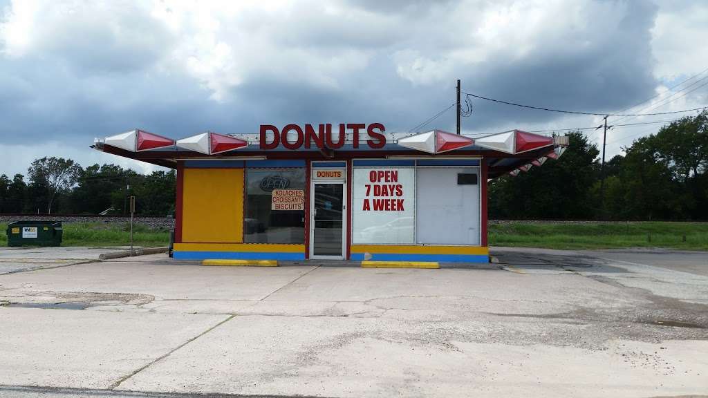 D Donuts | 2502 S Main St, Pearland, TX 77581, USA | Phone: (281) 412-0720