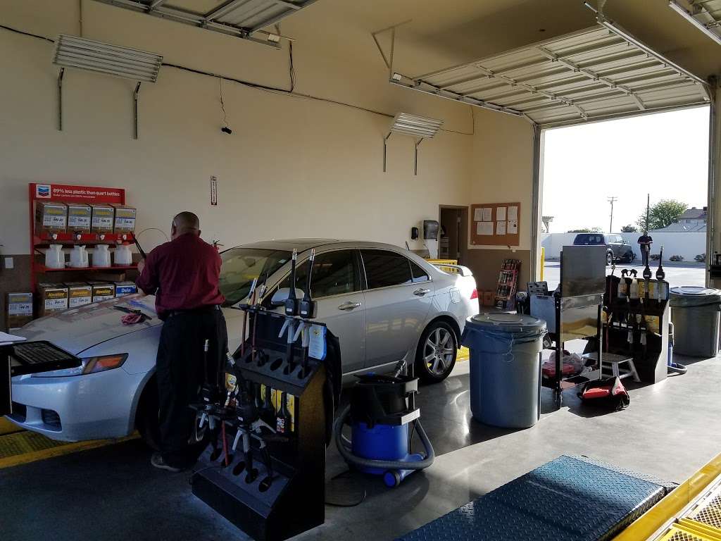 Jiffy Lube Oil Change Center | 42158 50th St W, Lancaster, CA 93536, USA | Phone: (661) 943-4579