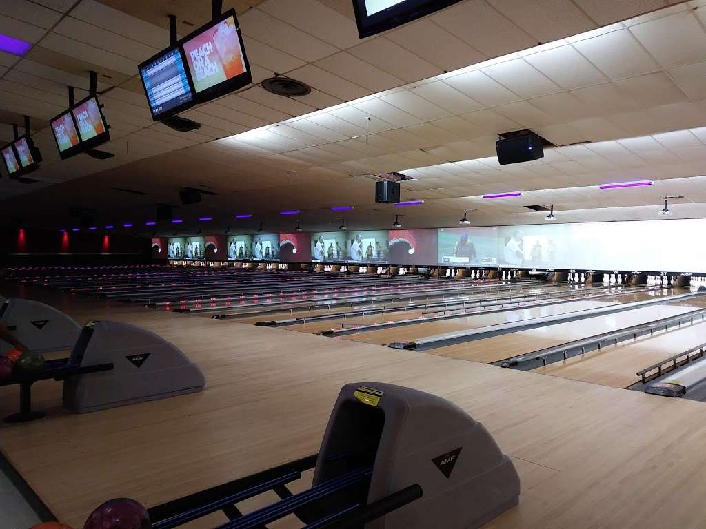 AMF Ponderosa Lanes | 2118 Goliad Rd, San Antonio, TX 78223, USA | Phone: (210) 333-6150