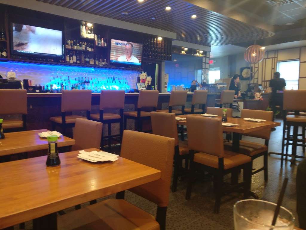 Takara Japanese Restaurant | 15 Elissa Ave, Wayland, MA 01778, USA | Phone: (508) 358-6688