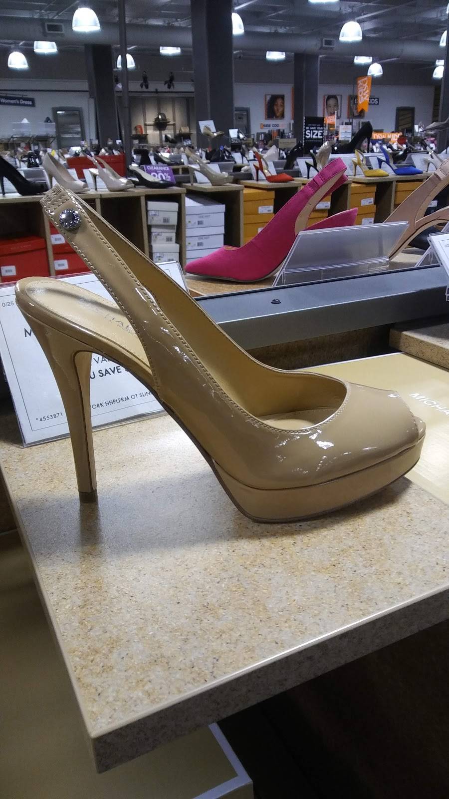 DSW Designer Shoe Warehouse | 8335 Westchester Dr, Dallas, TX 75225 | Phone: (214) 696-2305