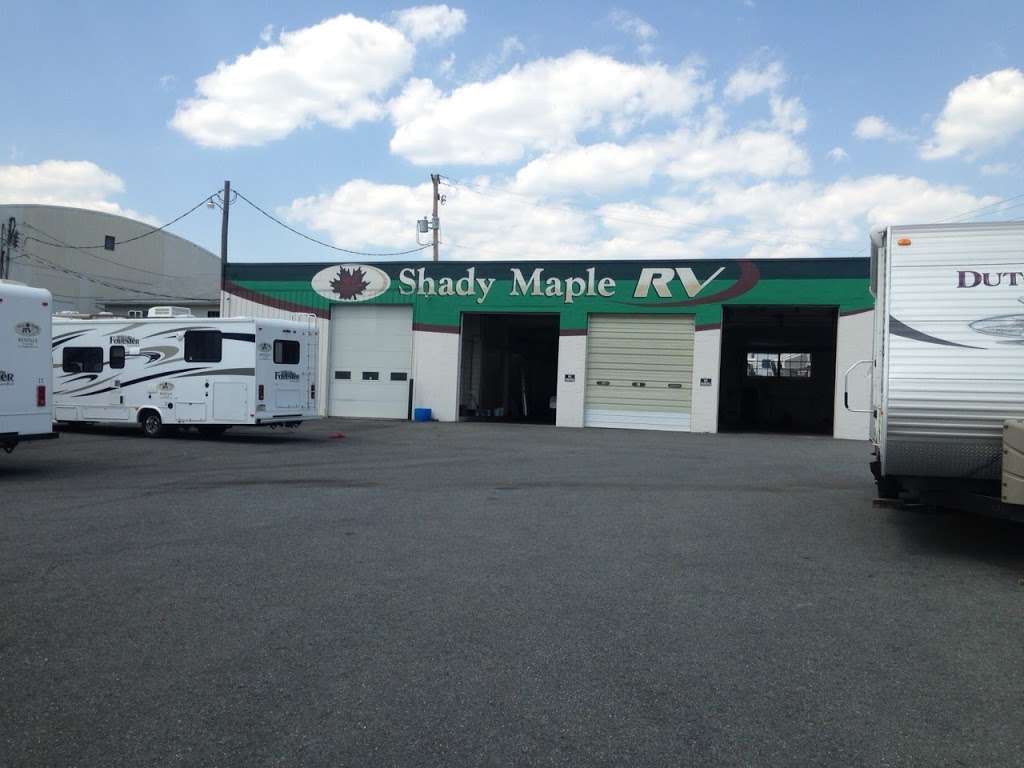 Shady Maple RV | 160 Ewell Rd, East Earl, PA 17519, USA | Phone: (717) 351-0087