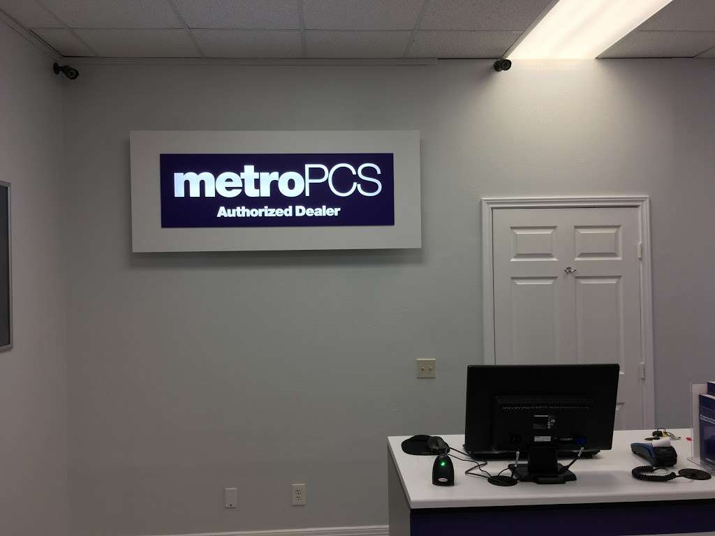 MetroPCS Authorized Dealer | 8420 S Sam Houston Pkwy W #150, Houston, TX 77085, USA | Phone: (832) 649-8296