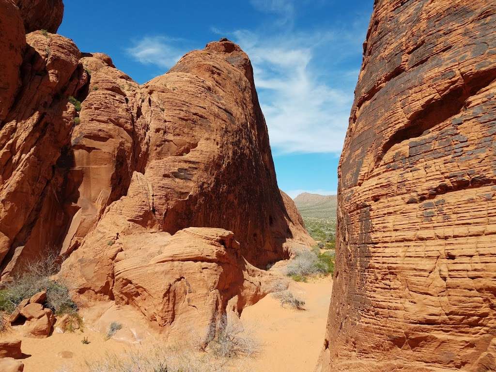 Valley of Fire State Park | 29450 Valley of Fire Hwy, Overton, NV 89040, USA | Phone: (702) 397-2088