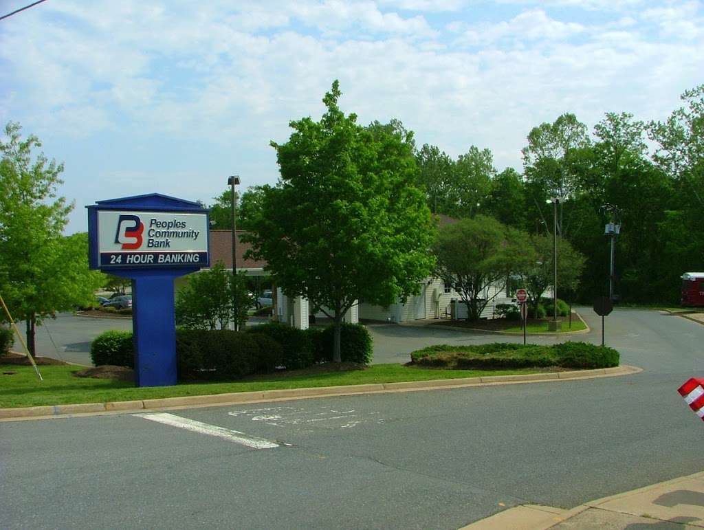 Peoples Community Bank | 175 Kings Hwy, Fredericksburg, VA 22405 | Phone: (540) 371-6889