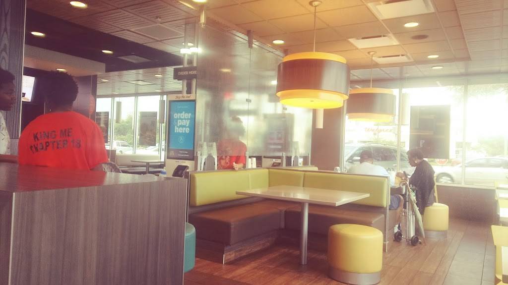 McDonalds | 5464 66th St N, St. Petersburg, FL 33709, USA | Phone: (727) 544-5381