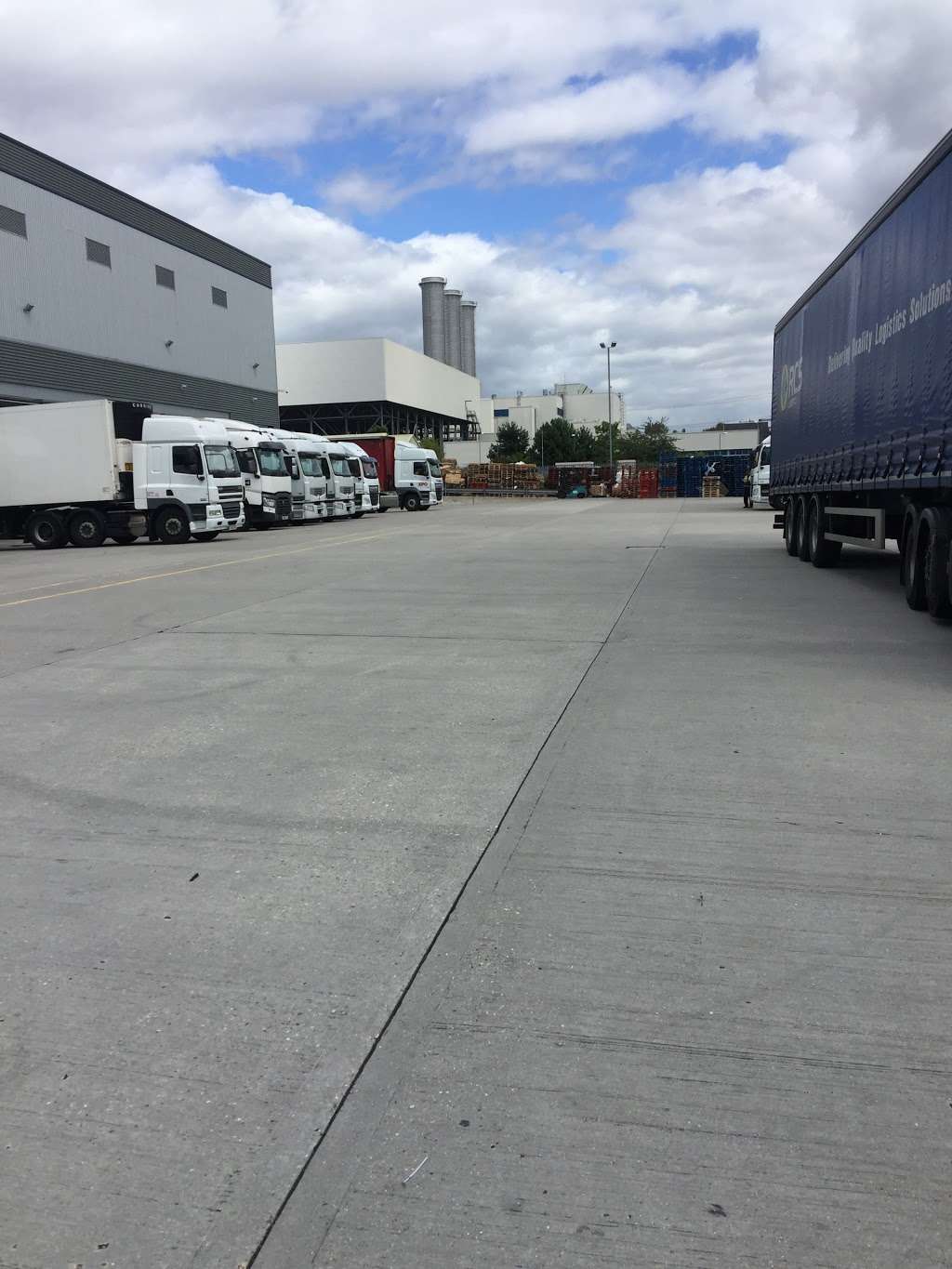 Bidvest Logistics H4 | Rattys Ln, Hoddesdon EN11 0RF, UK