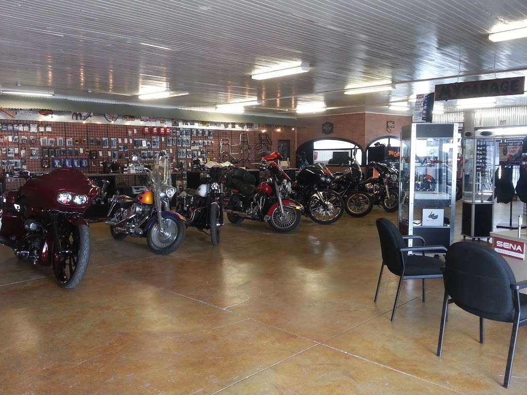 My Garage Ventura | 11107 Violeta St, Ventura, CA 93004, USA | Phone: (805) 983-6400