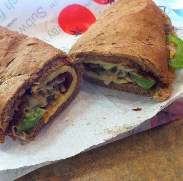 Subway Restaurants | 4051 Lyndon B Johnson Fwy #180, Farmers Branch, TX 75244, USA | Phone: (972) 406-8300