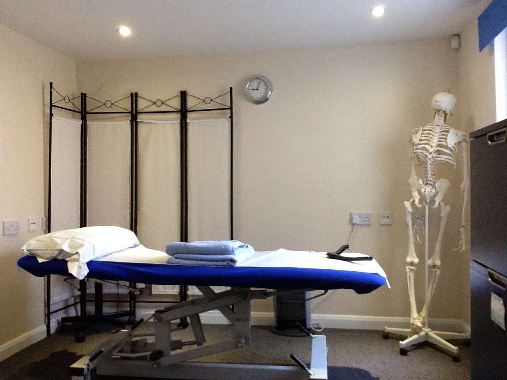 Osteopath Kay Lilley | Slade Oast, The Slade, Tunbridge Wells TN3 8HN, UK | Phone: 07899 974821