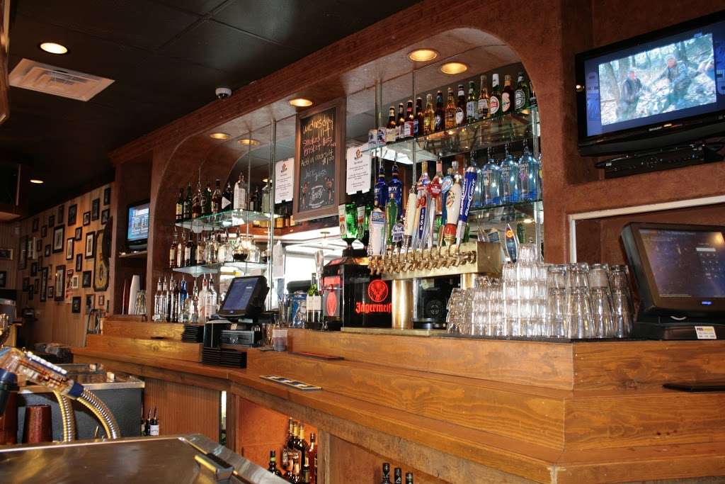 Doghouse Tavern | 3100 S Sheridan Blvd, Denver, CO 80227 | Phone: (303) 936-1376