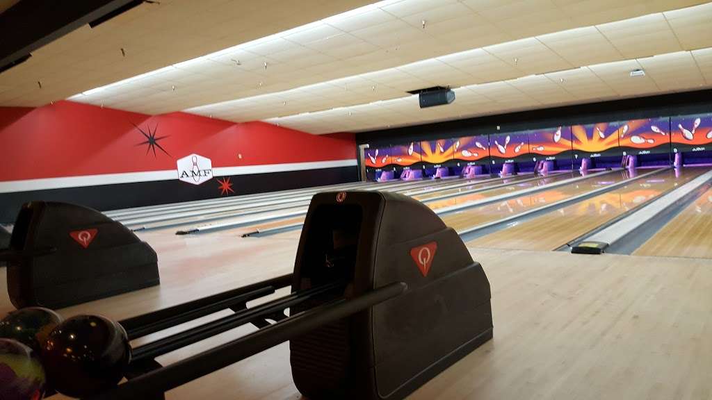 AMF Alpha Lanes | 318 Bay Area Blvd, Webster, TX 77598, USA | Phone: (281) 338-1272