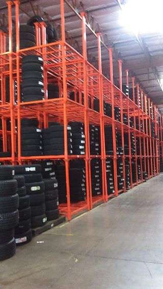 San Antonio Llantera Tires | 1010 E Broadway Rd, Phoenix, AZ 85040, USA | Phone: (602) 367-5517