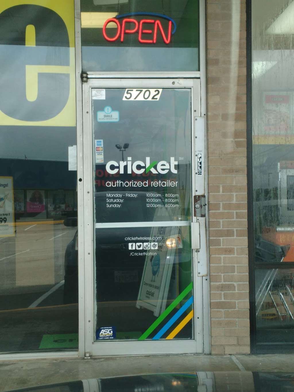 Cricket Wireless Authorized Retailer | 5702 W Little York Rd, Houston, TX 77091 | Phone: (713) 999-9123