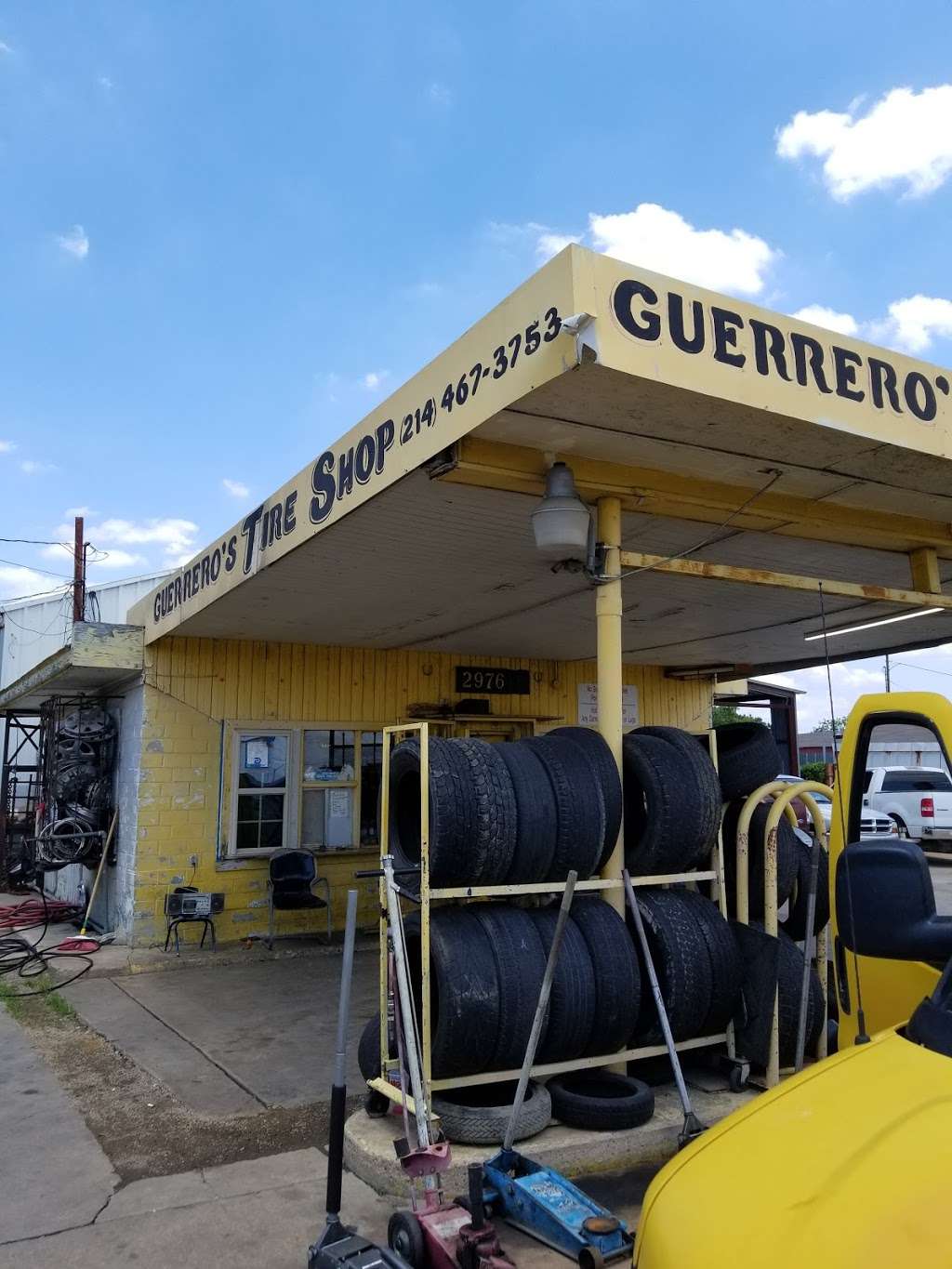 Guerreros Tire Shop | 2976 S Walton Walker Blvd # A, Dallas, TX 75211, USA | Phone: (214) 467-3753