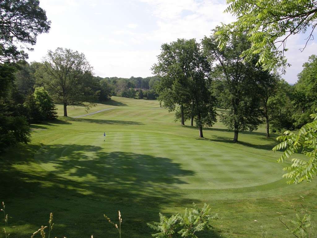 Terra Greens Golf Club | 123 Terragreen Drive, East Stroudsburg, PA 18301, USA | Phone: (570) 421-0120