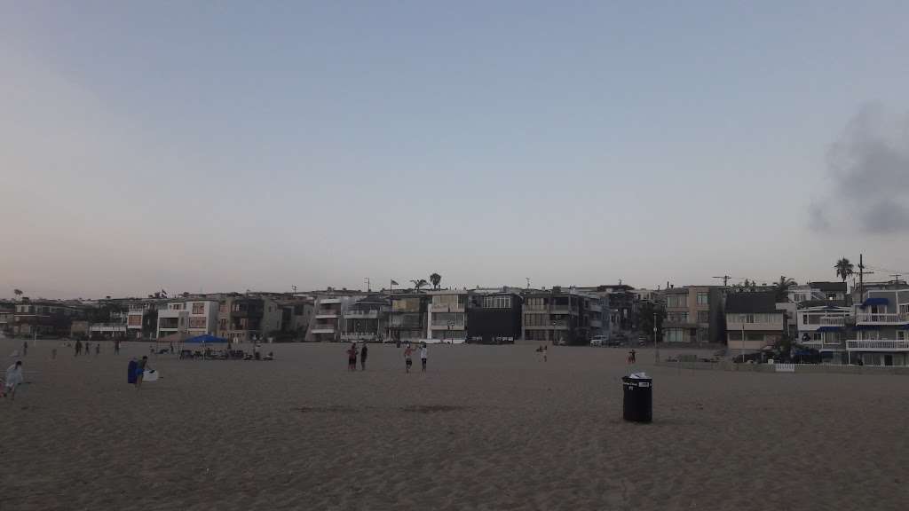 Manhattan Ave. & 1st St. | Manhattan Beach, CA 90254, USA