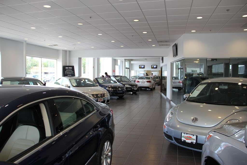 The Autobarn Volkswagen of Evanston | 1033 Chicago Ave, Evanston, IL 60202, USA | Phone: (847) 866-7600