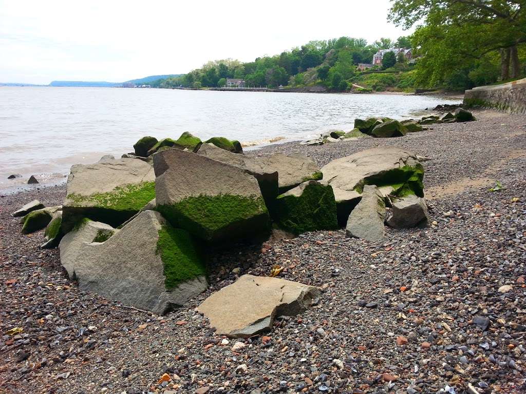 Nyack Beach State Park | 698 N Broadway, Nyack, NY 10960 | Phone: (845) 358-1316