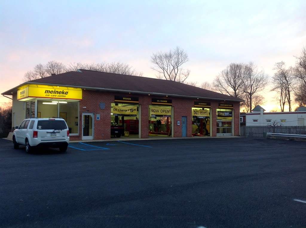 Meineke Car Care Center | 3275 Concord Rd, Aston, PA 19014, USA | Phone: (610) 816-0088