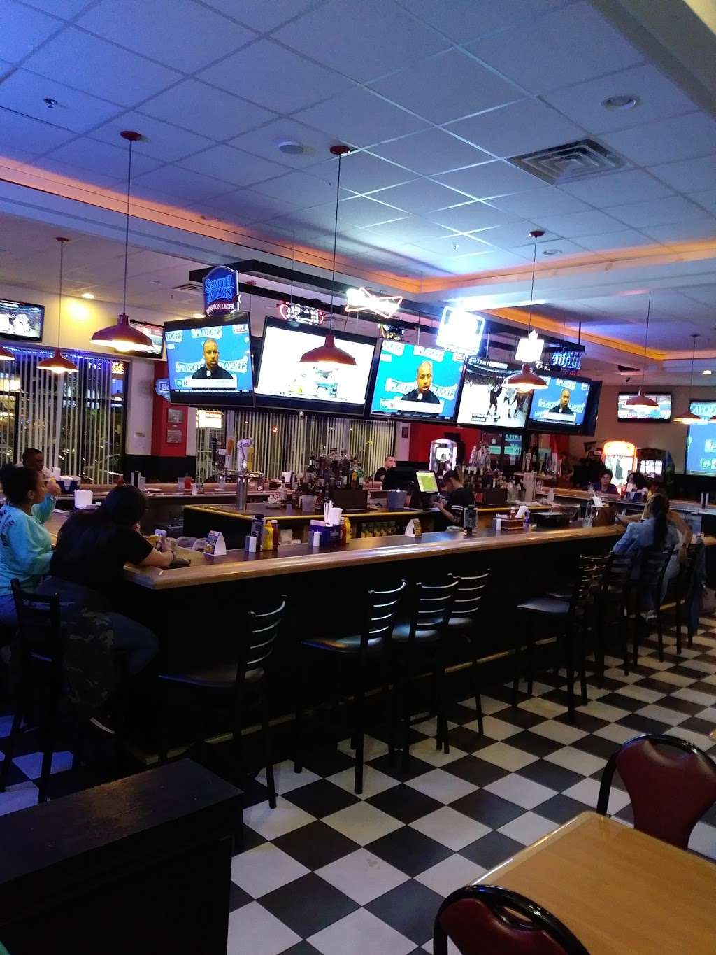 Big Woodys | 1302 Hanover Ave, Allentown, PA 18109 | Phone: (610) 770-1020
