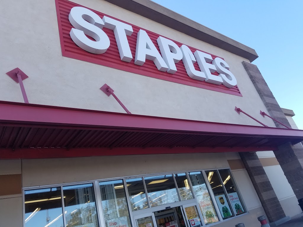 Staples | 29225 Central Ave, Lake Elsinore, CA 92532, USA | Phone: (951) 245-9686