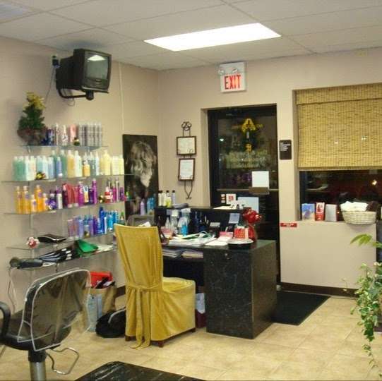 Hair Mechanics Salon | 1071 PA-940 # 4, Hazle Township, PA 18202, USA | Phone: (570) 455-6070