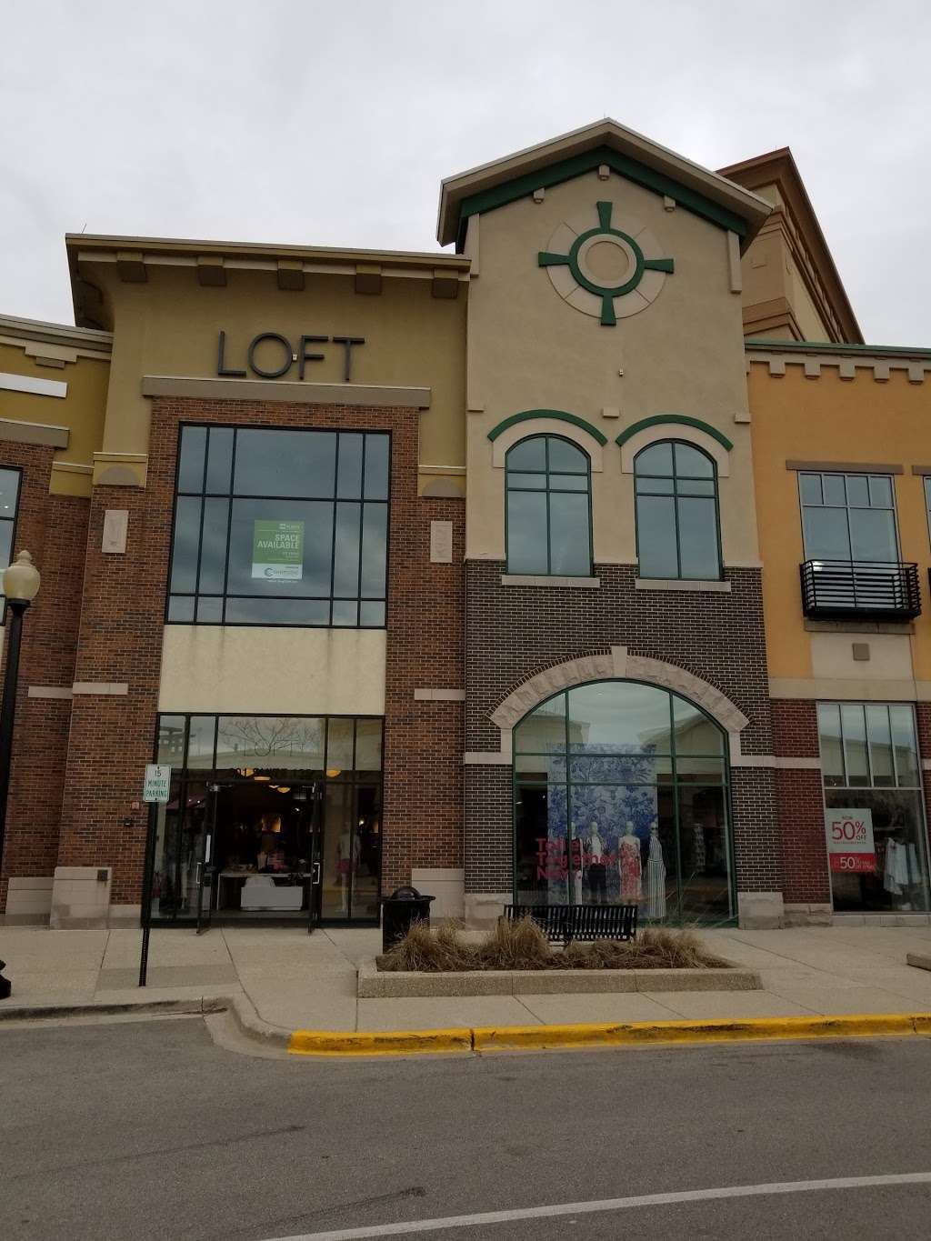 LOFT | 601 N Martingale Rd, Schaumburg, IL 60173 | Phone: (847) 240-2402